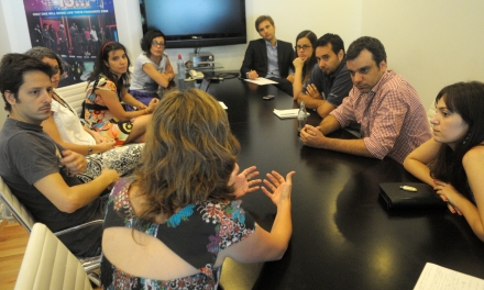 Cynthia Ottaviano junto con productores y responsables de Endemol