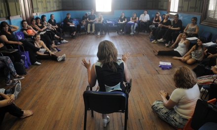 Cynthia Ottaviano participó de un taller de lengua de señas