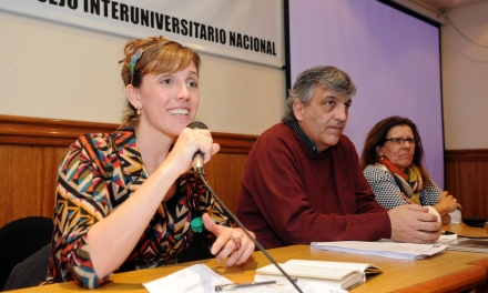 Cynthia Ottaviano en el Consejo Interuniversitario Nacional 