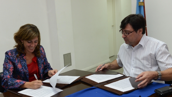 Firma de convenio con la Universidad de Avellaneda